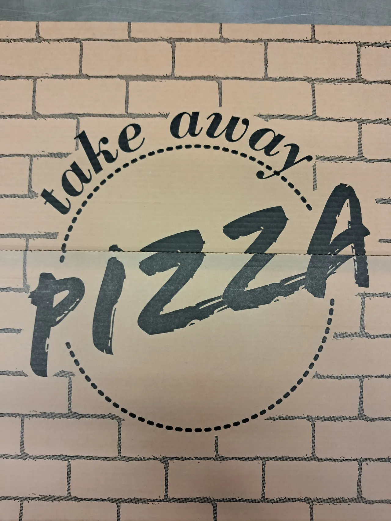 Pizza 3 täytteellä